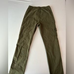 Green cargo pants M